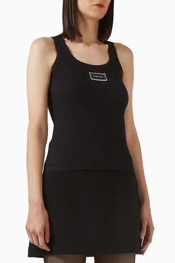 بلوزة بلا أكمام بشعار الماركة نسيج مضلع