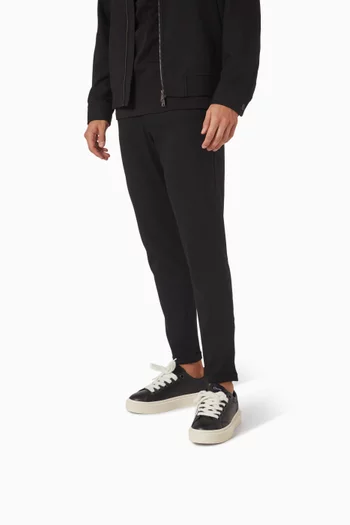 سنيكرز إيس جلد