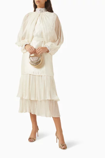 فستان بكاب درابيه وتطريزات شيفون