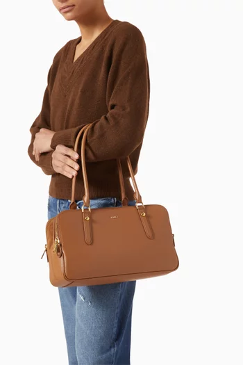 Medium Boston Bag in Leather