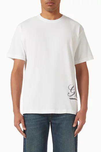 تي شيرت بشعار الماركة قطن