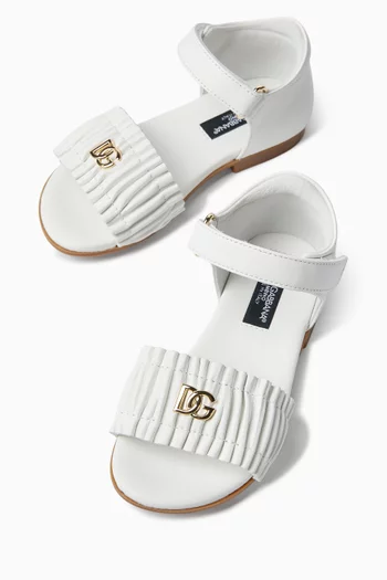 صندل بكشكش على المقدمة جلد