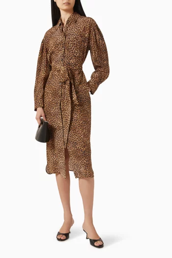 فستان بنمط قميص وأكمام دولمين