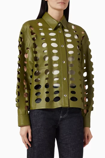 قميص بفتحات دائرية جلد نابا