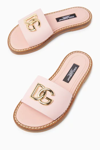 Logo Slides in Leather