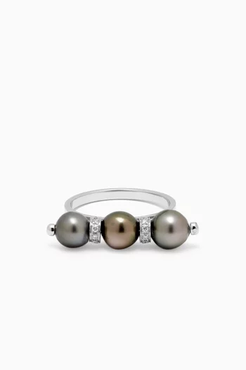 Amulette Pearl & Diamond Ring in 18kt White Gold