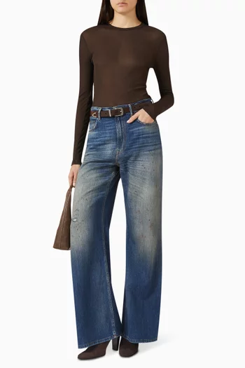 بلوزة بتصميم مضلع