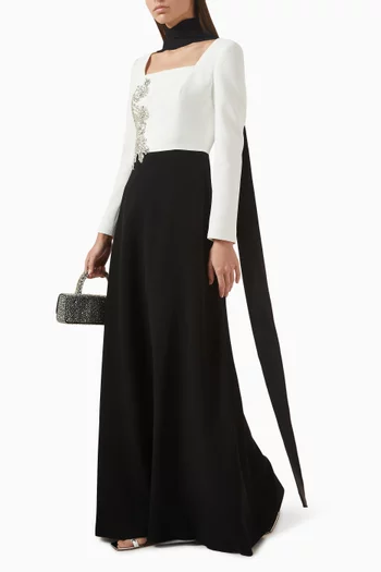 فستان سهرة بوشاح ومطرز كريب