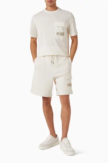 شورت رياضي بشعار AX