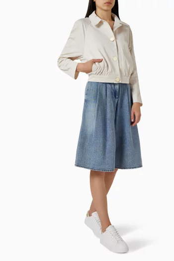 جاكيت بأزرار