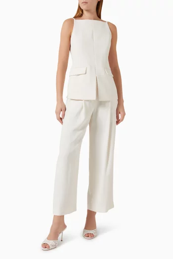 بلوزة بظهر مكشوف