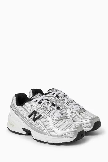 سنيكرز 740 برباط قماش شبكي