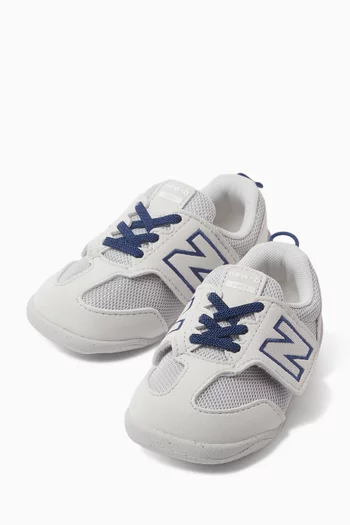 New-B First Sneakers in Mesh