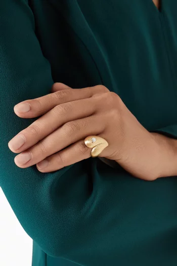 Heart Diamond Ring in 18kt Yellow Gold