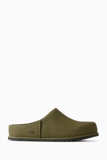 Otzo Clogs in Suede