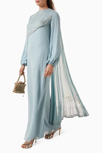 فستان مزين بتطريزات بالخرز