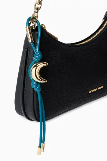 حلية حقيبة بتصميم قمر جلد