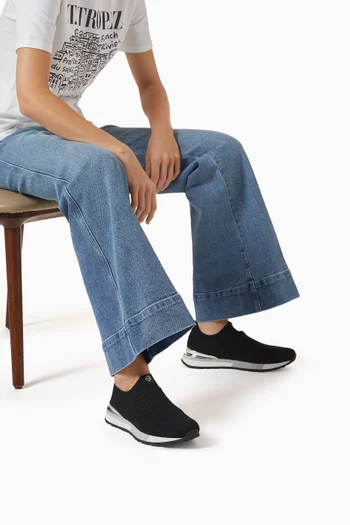 سنيكرز نوفا سهل الارتداء