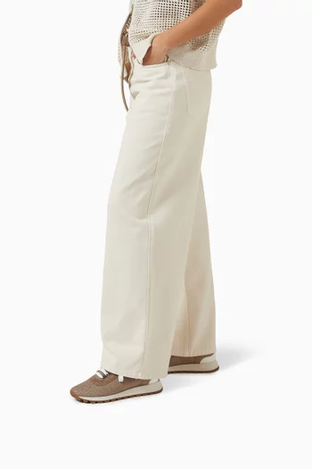 سنيكرز مزين بخرز مونيلي نسيج قطن