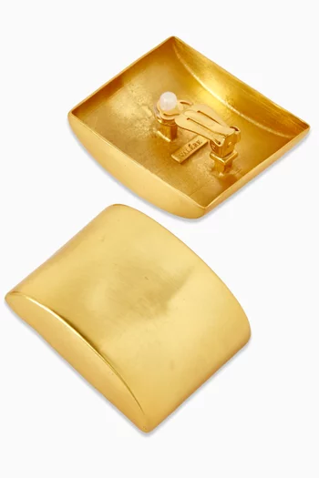 Sculpted Clip-on Earrings in 22kt Gold-plated Brass