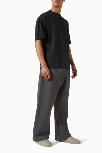 تي شيرت مطرز بشعار الماركة مزيج قطن