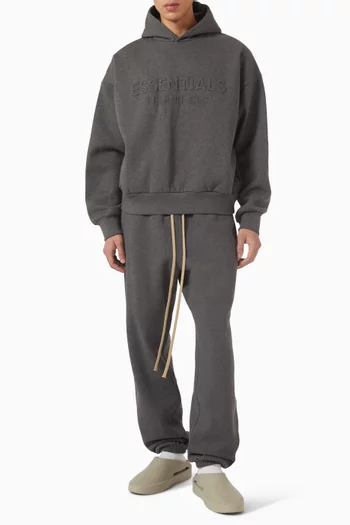 كنزة بغطاء رأس كلاسيكية وشعار الماركة البارز صوف