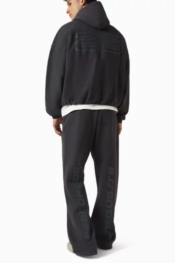 كنزة بغطاء رأس بتصميم التسعينيات صوف