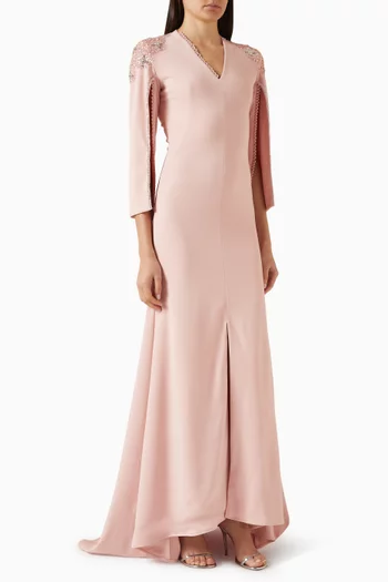 فستان مزين بتطريزات بالخرز