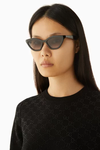 Cat-eye Sunglasses in Acetate