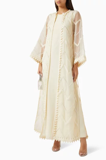 عباية مزينة بتطريزات كريب هندي