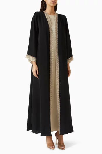 طقم عباية مطرزة