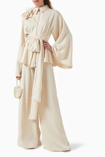 طقم قميص بحزام مزين بزهور وبنطال