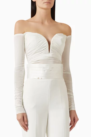 بودي سوت بدرابيه وأكتاف مكشوفة