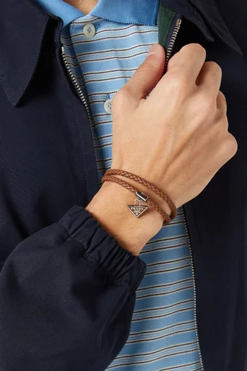 سوار بشعار الماركة جلد