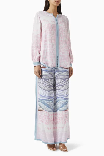 طقم بتصميم متناسق مزين بنقشة