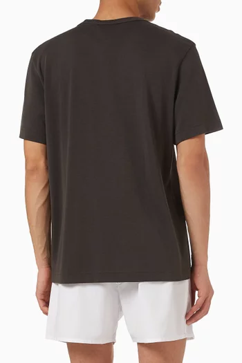 تي شيرت ثقيل