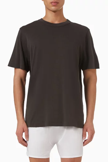 تي شيرت ثقيل