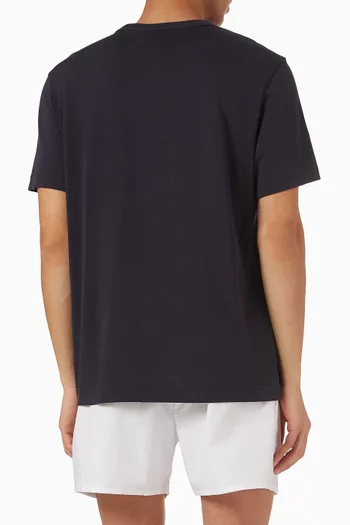 تي شيرت ثقيل