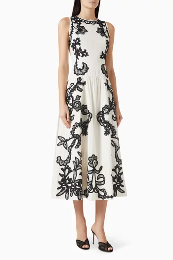 فستان سونالي متوسط الطول ومطرز قطن