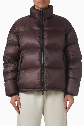 جاكيت منفوخ بياقة عالية قماش غير شفاف