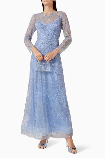 فستان سهرة بقصة على شكل حرف A وتطريزات بالخرز