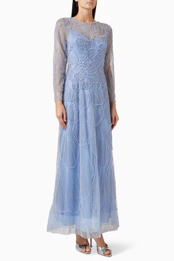 فستان سهرة بقصة على شكل حرف A وتطريزات بالخرز