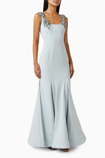 فستان سهرة بقصة حورية البحر وتطريزات بالخرز كريب