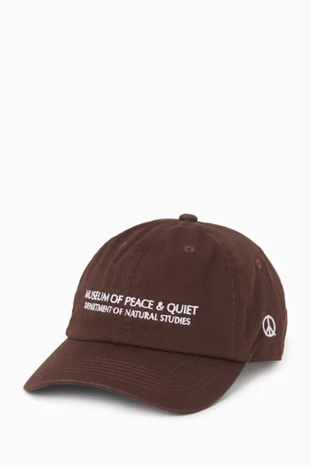 كاب بعبارة Natural Studies قنب