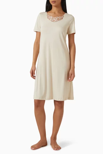 فستان نوم بحافة من الدانتيل وطول 100‏ سم