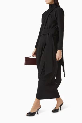 بلوزة آيفي بدرابيه