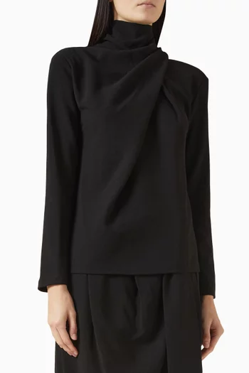 بلوزة آيفي بدرابيه