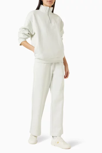 بنطال كلوب كولكتيف