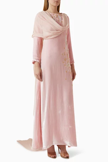 فستان بكاب ومطرز مخمل