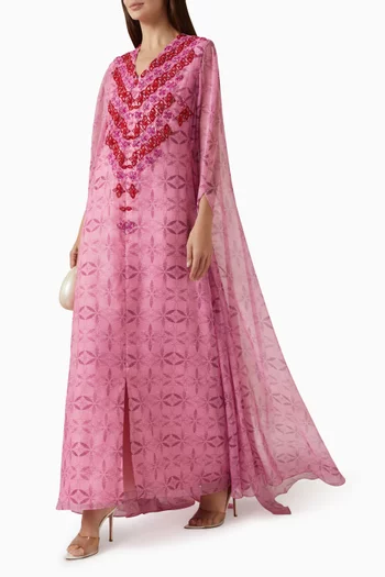 فستان بأكمام كاب وتطريزات شيفون